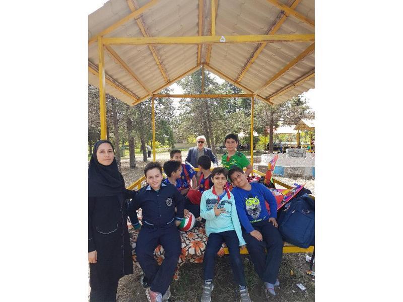 اردو ( انزلی)