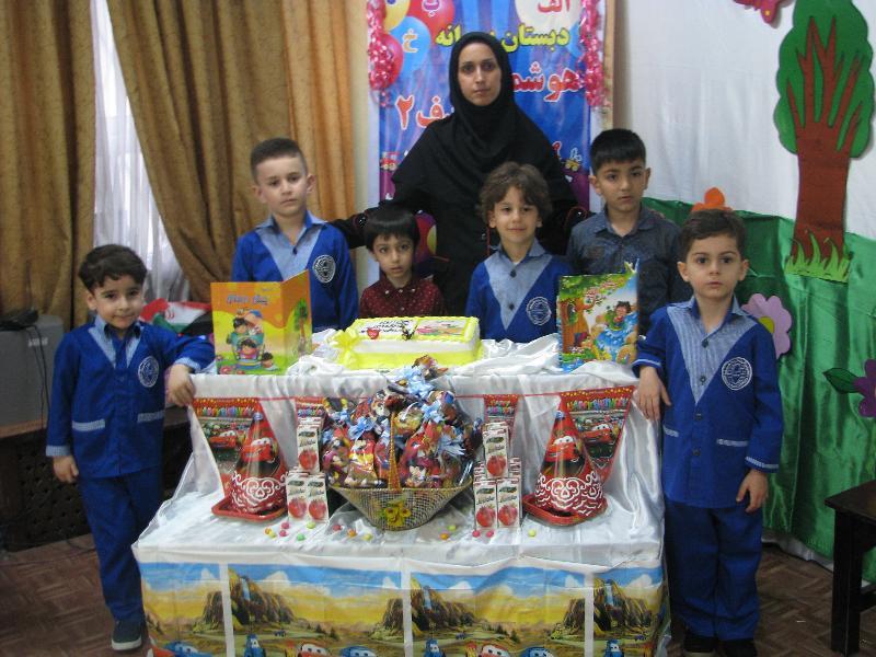جشن الفبا کلاس اول و فارغ التحصیلی پیش دبستان